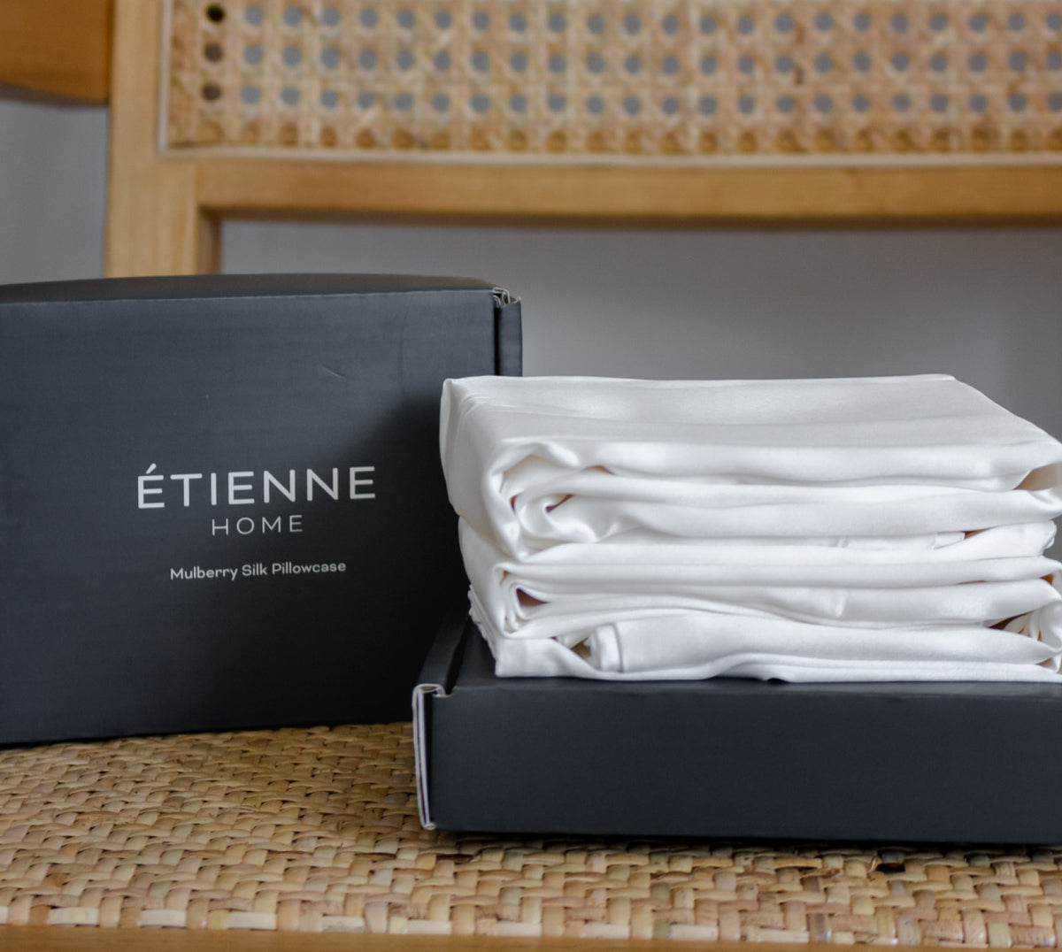 The Etienne Mulberry Silk Pillowcase - White